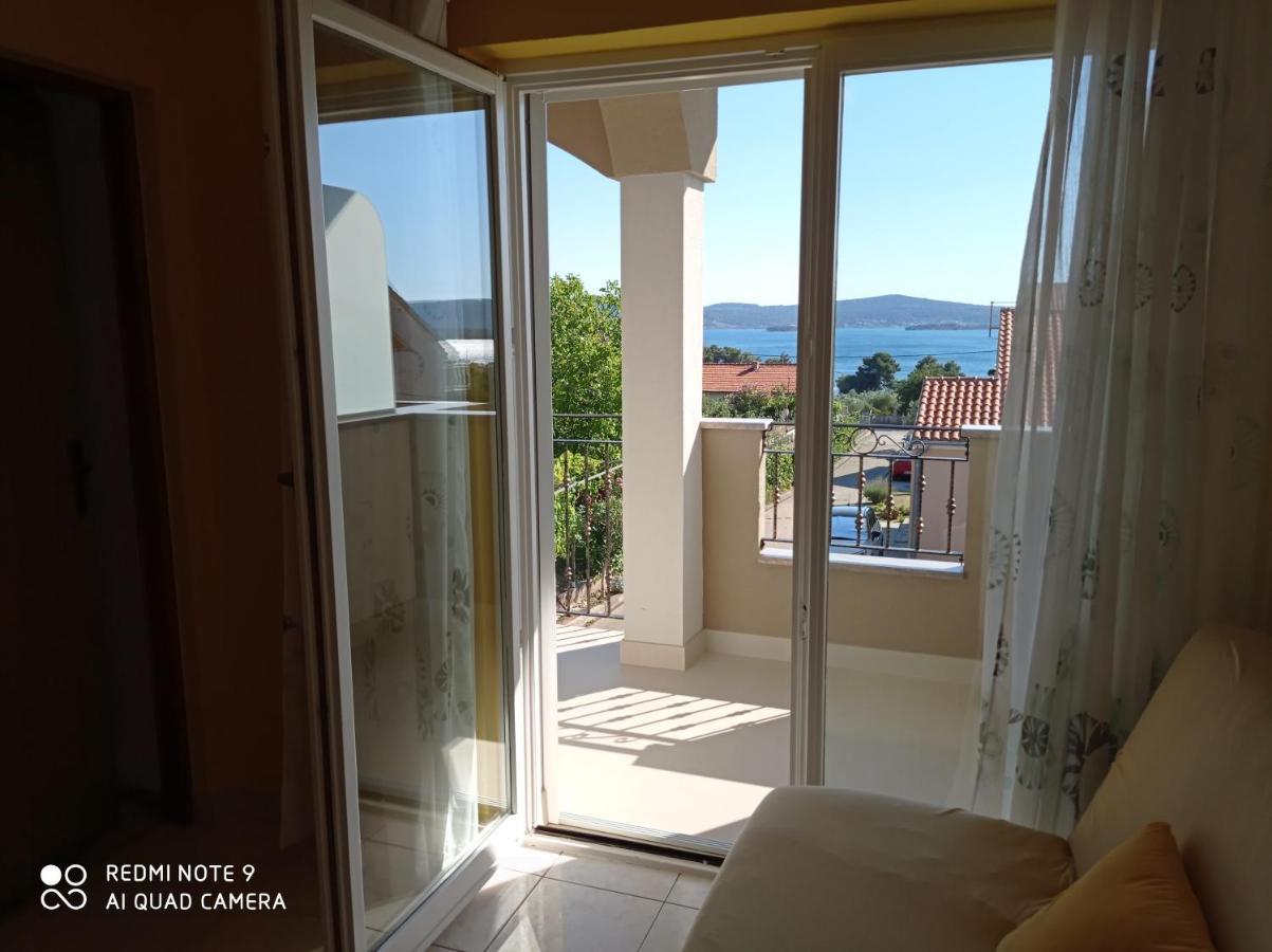 Apartments Vodopija 300M To The Beach Sveti Filip i Jakov Exterior foto