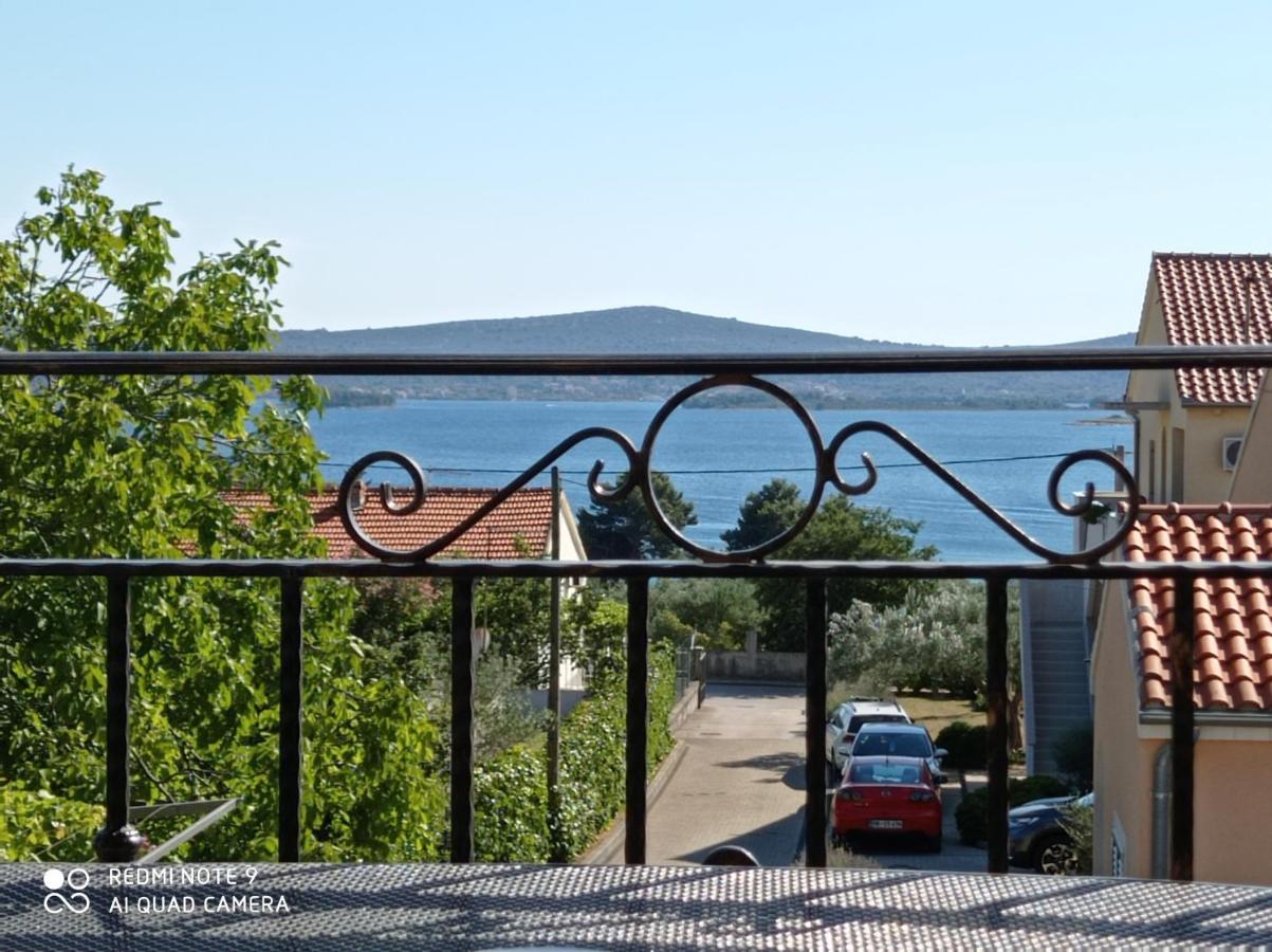 Apartments Vodopija 300M To The Beach Sveti Filip i Jakov Exterior foto