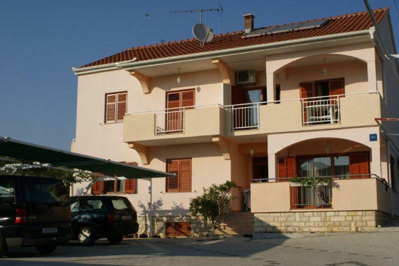 Apartments Vodopija 300M To The Beach Sveti Filip i Jakov Exterior foto